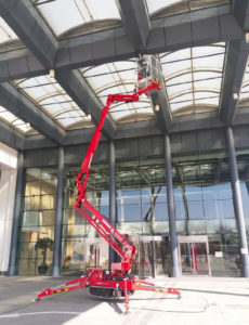 spiderlift indoor jlg genielift crawler crane crawlermount rubber tracks maintenance facility management teupen jlg x23j x20j x26j x33j leo23gt easylift palazzani falcon boomlift scissor lift vertical lift