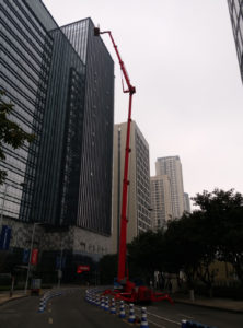 spiderlift indoor jlg genielift crawler crane crawlermount rubber tracks maintenance facility management teupen jlg x23j x20j x26j x33j leo23gt easylift palazzani falcon boomlift scissor lift vertical lift